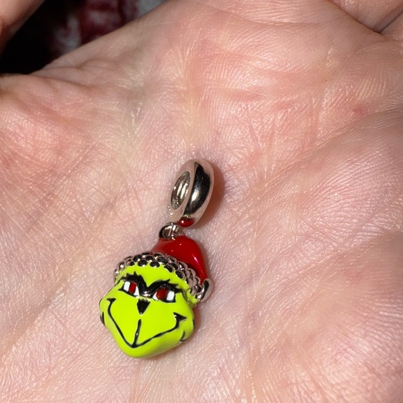 $5🎬MOVIE CHRISTMAS CHARM🎬Sterling Silver🎬NEW🎬$5 WHEN BUNDLED WITH 3 OR MORE ITEM - Picture 5 of 15